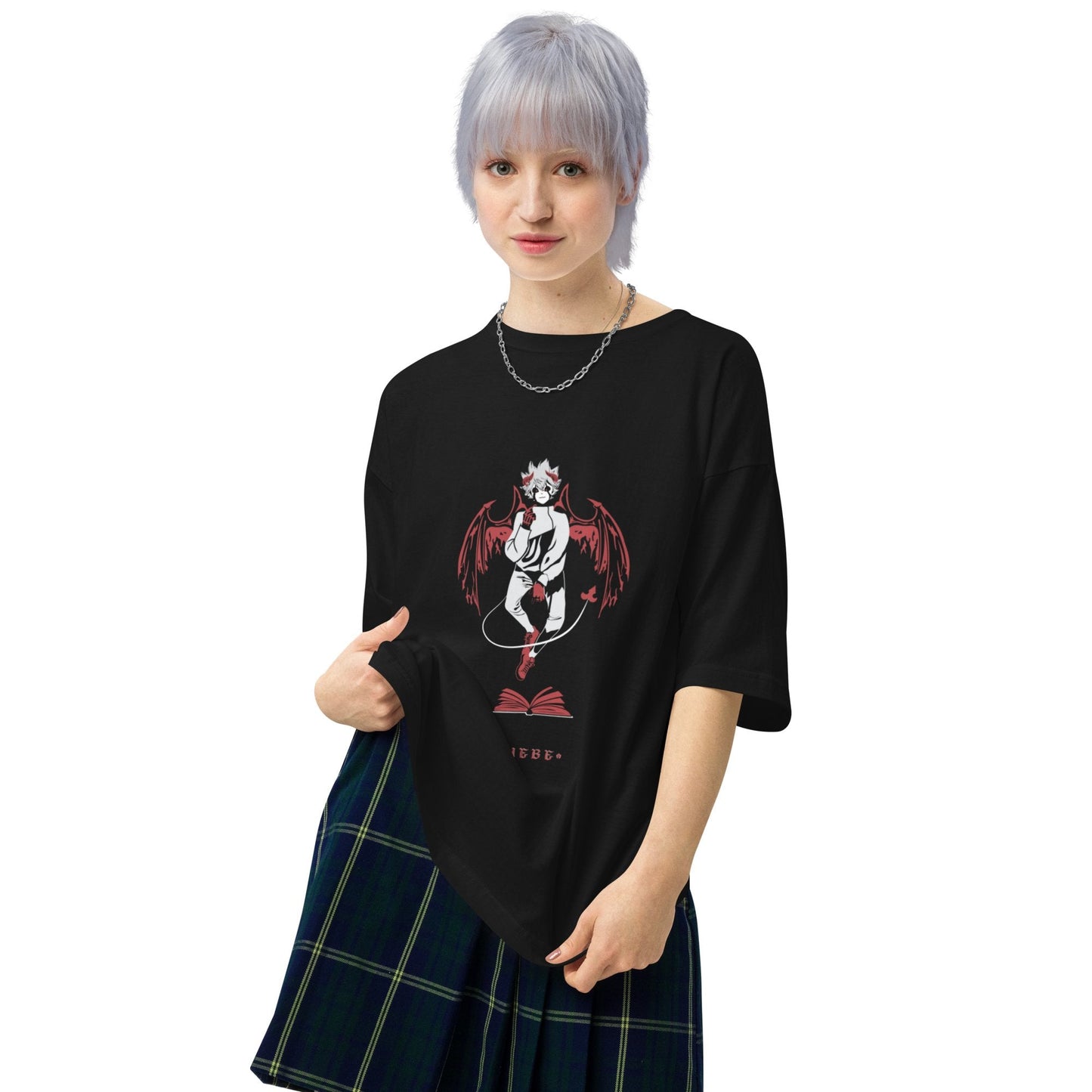 AMHYPE UNISEX LIEBE BLACK CLOVER OVERSIZED TEE - amhype