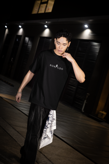 Ronaldo Wordmark Oversized Tee